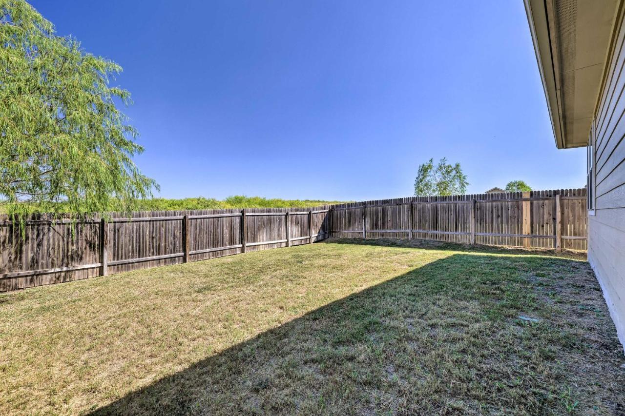 Buda Home With Smart Tv About 19 Mi To Downtown Austin Екстериор снимка