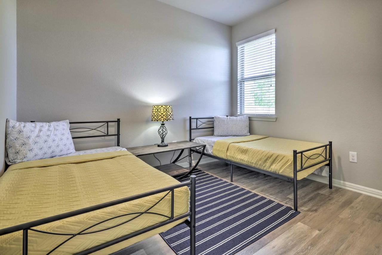 Buda Home With Smart Tv About 19 Mi To Downtown Austin Екстериор снимка