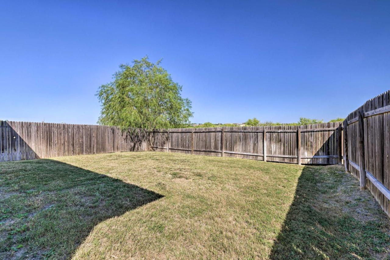 Buda Home With Smart Tv About 19 Mi To Downtown Austin Екстериор снимка